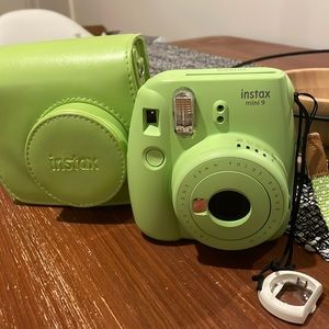 Instax mini 9 green with case